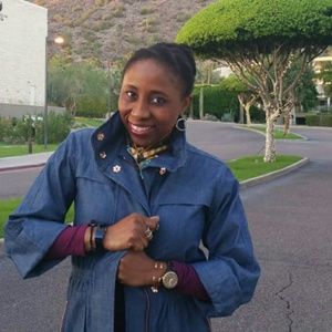 Meet your Posher, Dee